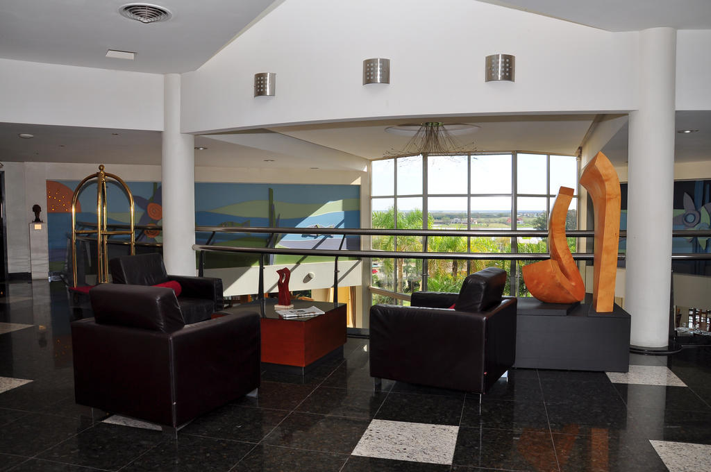 Sol Victoria Hotel Spa & Casino Exterior photo